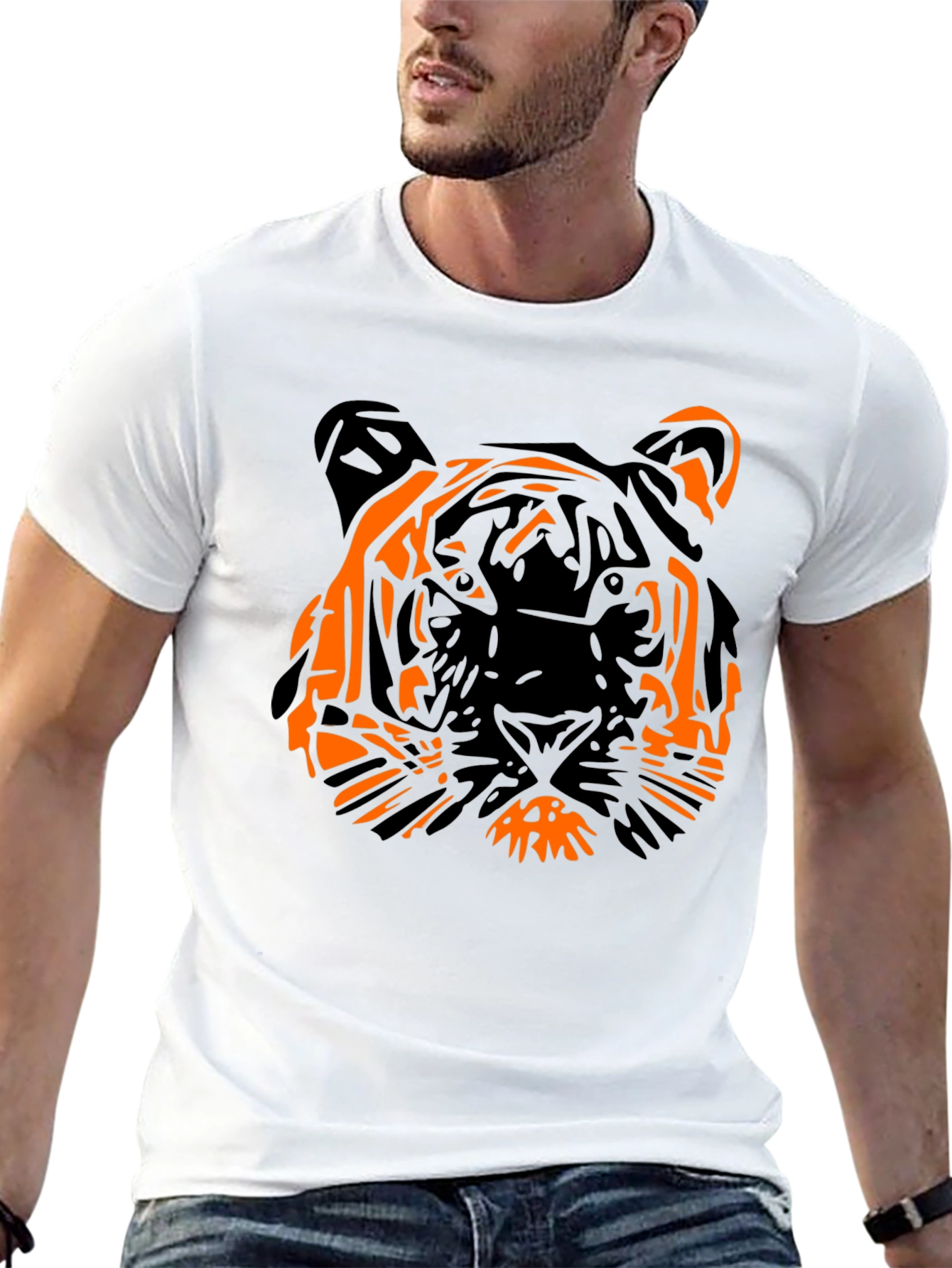 Bold Tiger Graphic Tee - Black