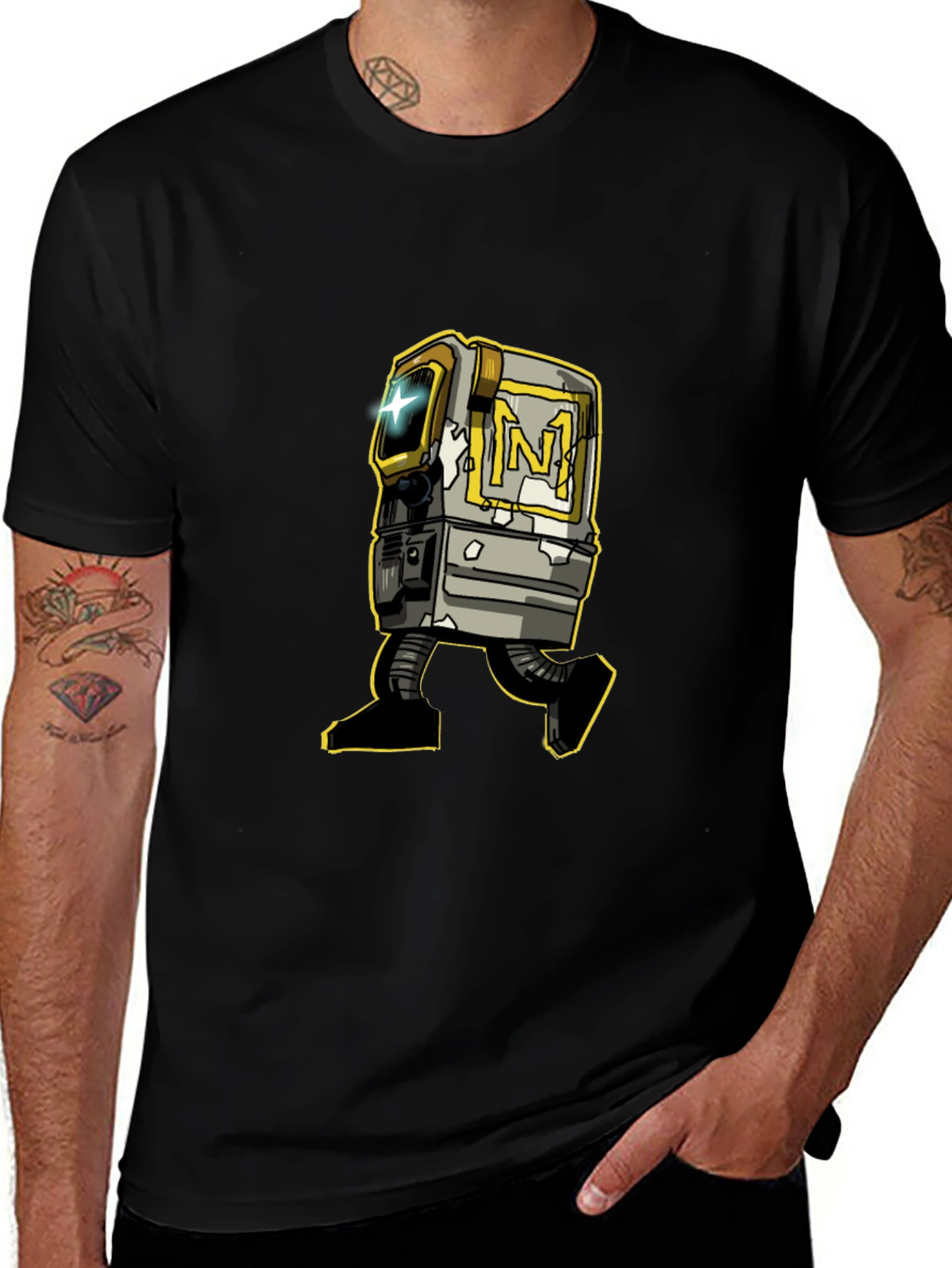 Retro Robot Graphic Tee - Stylish Black T-Shirt