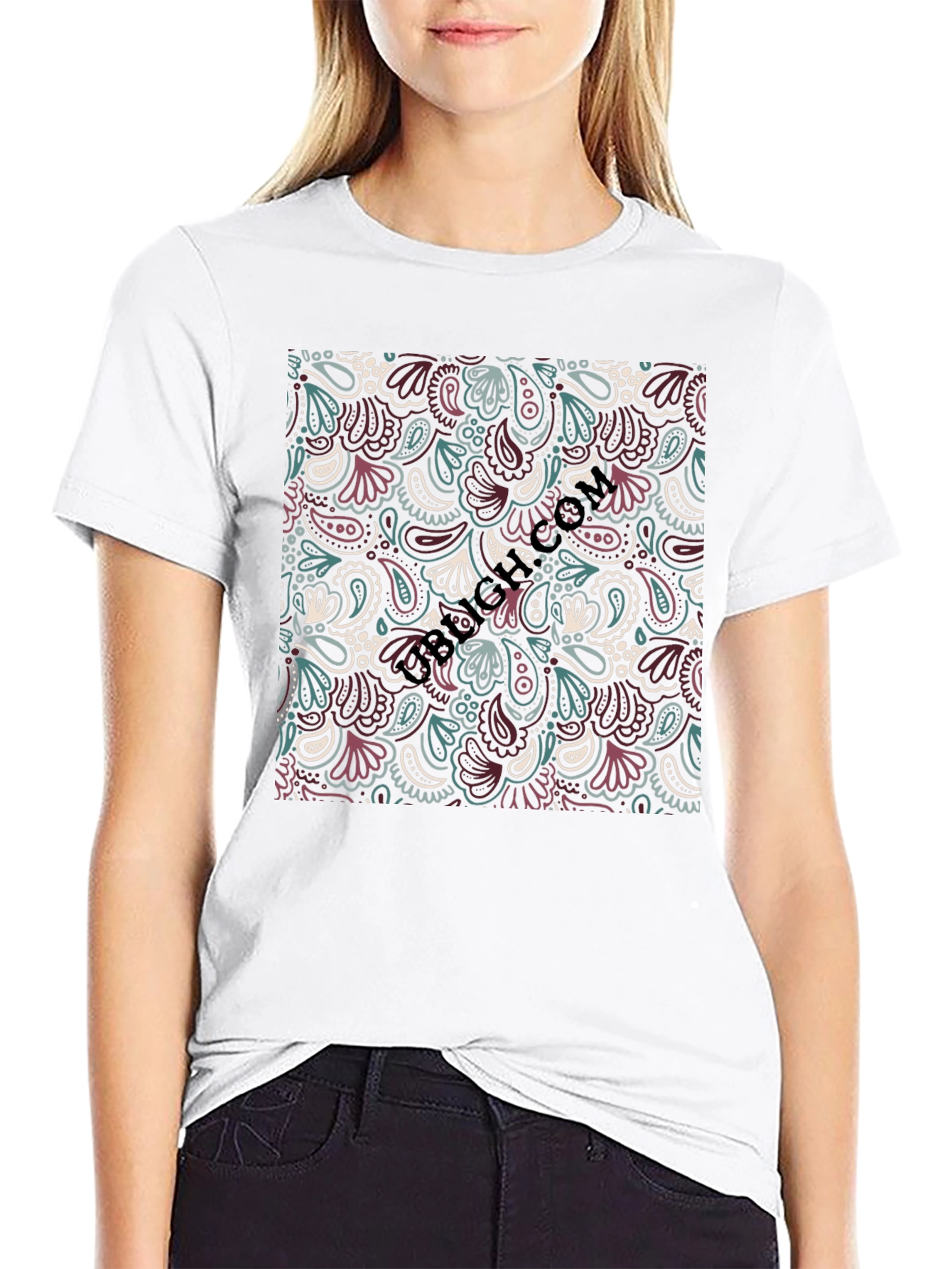 Paisley Patterned Tee - Stylish Black T-Shirt