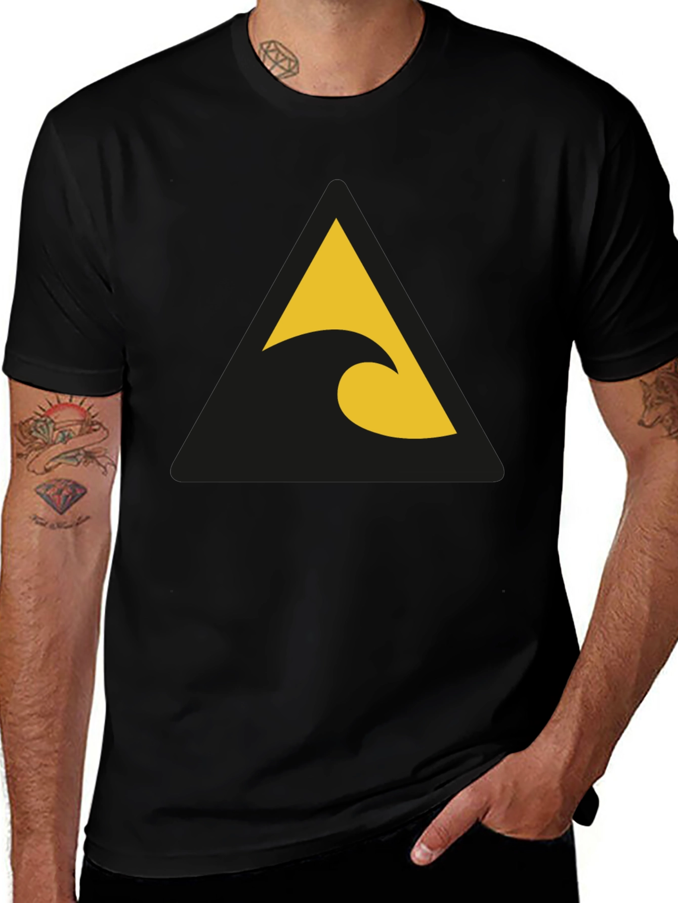 Triangle Wave Graphic Black Tee