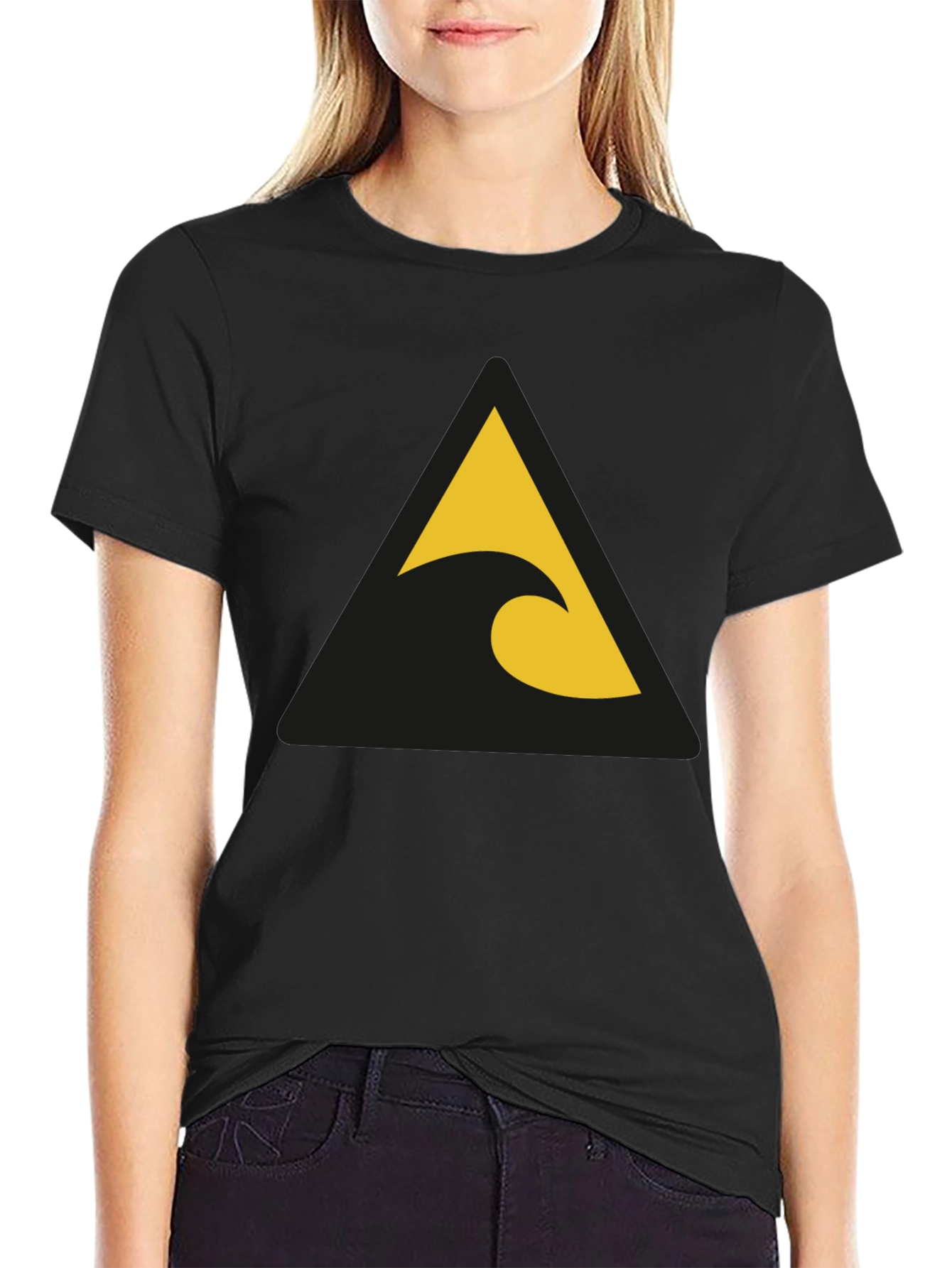 Triangle Wave Graphic Black Tee