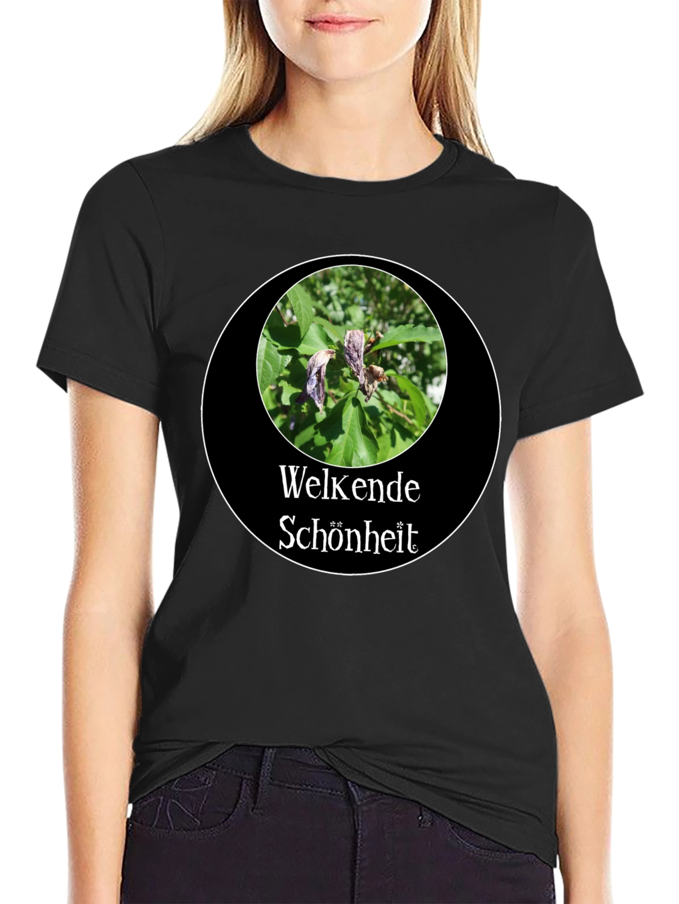 Welkende Schönheit Black T-Shirt