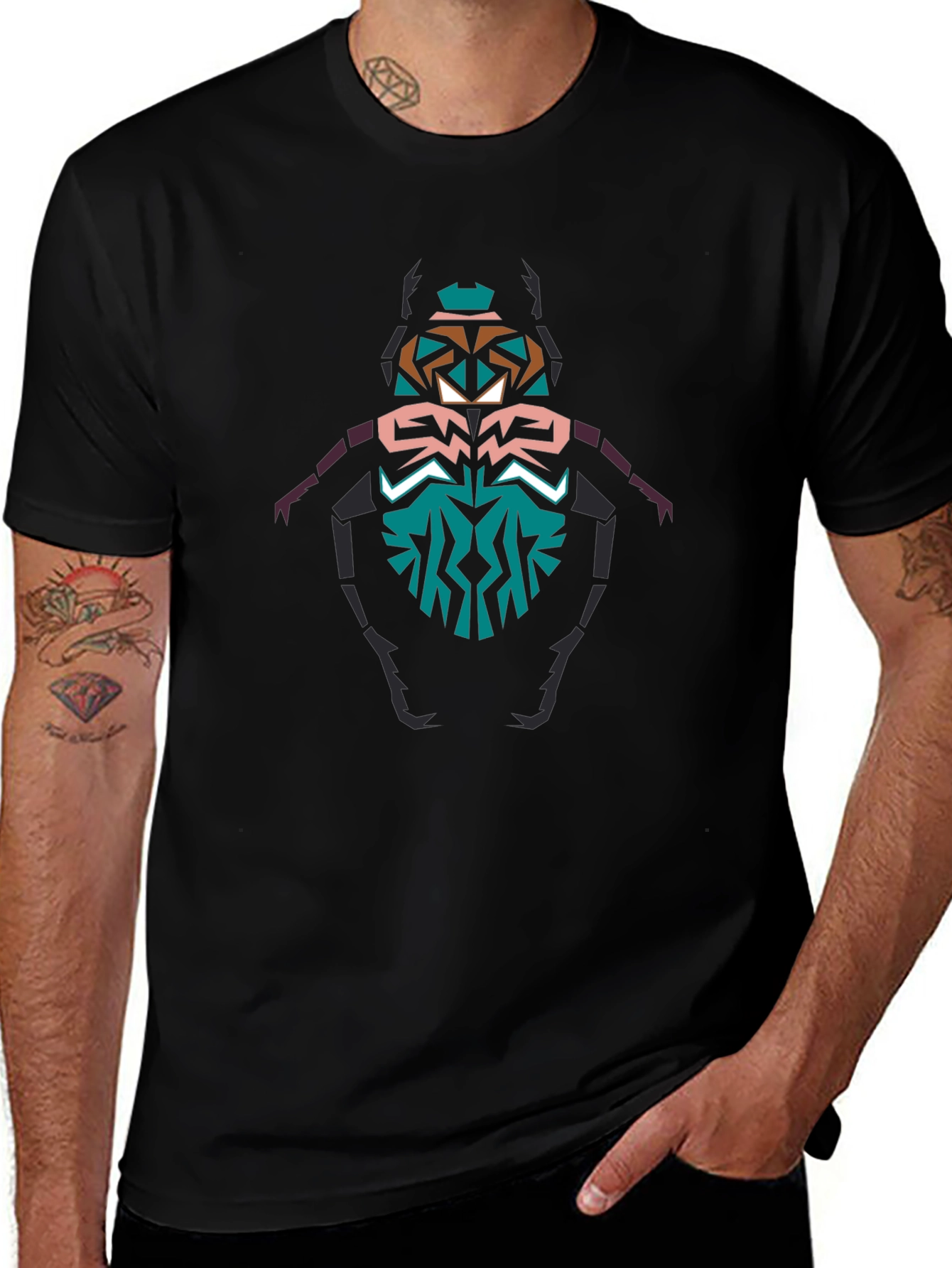 Geometric Beetle Graphic T-Shirt - Black