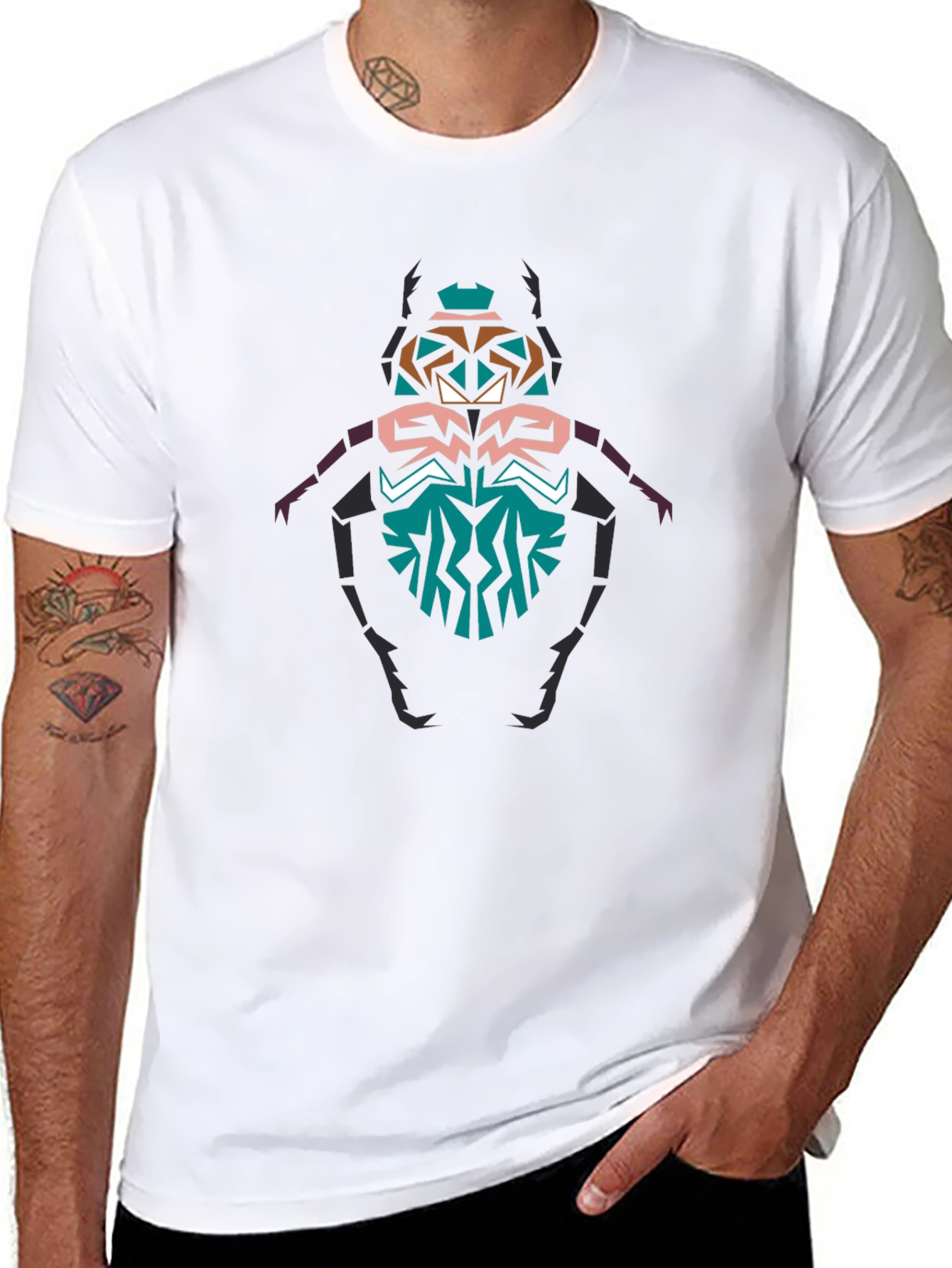 Geometric Beetle Graphic T-Shirt - Black