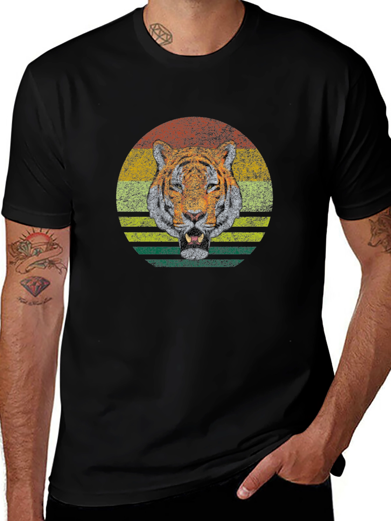 Retro Tiger Graphic Tee - Classic Crew Neck