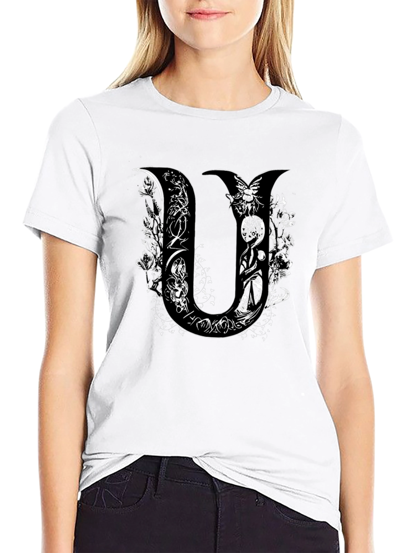Unique U Letter Graphic Print Black T-Shirt