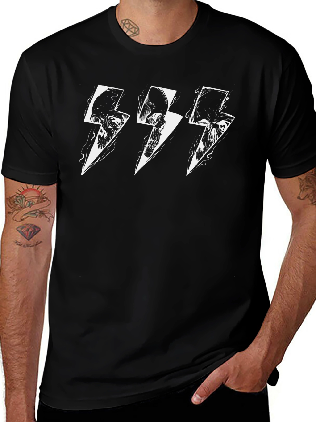 Skull Lightning Bolt Graphic Tee - Black Cotton T-Shirt