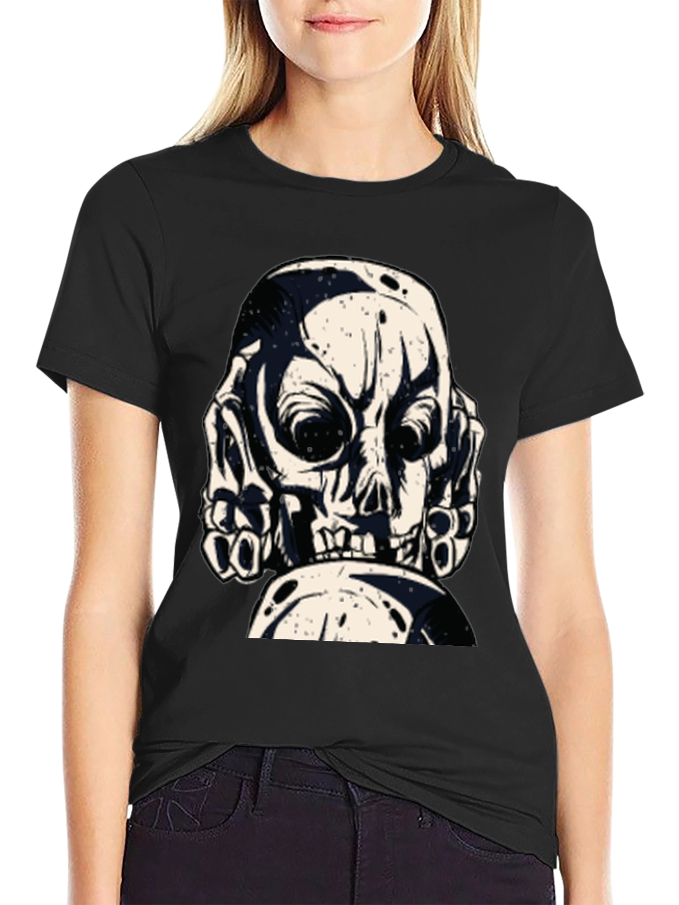 Skull Graphic Tee - Bold & Edgy Design