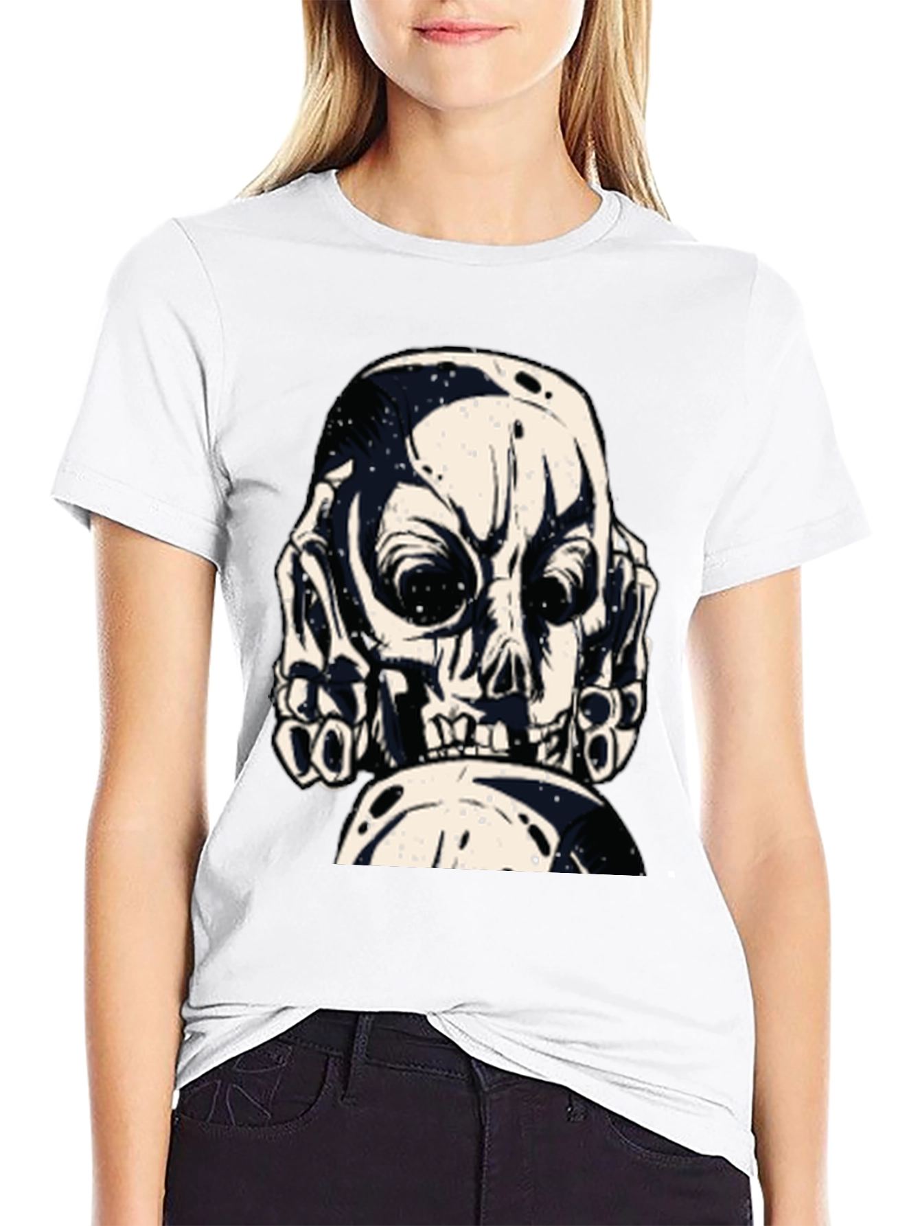 Skull Graphic Tee - Bold & Edgy Design