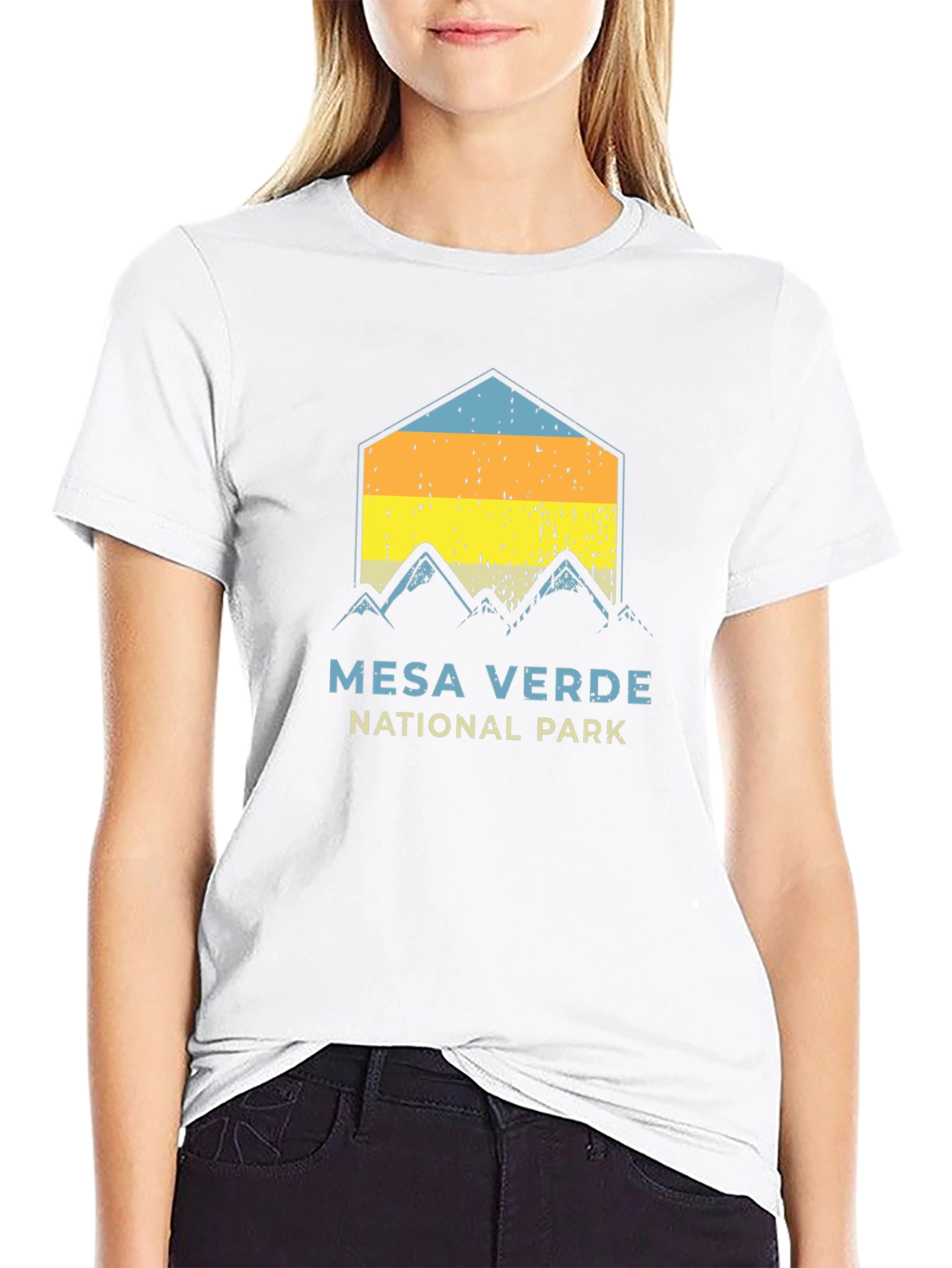 Mesa Verde National Park T-Shirt - Distressed Retro Design