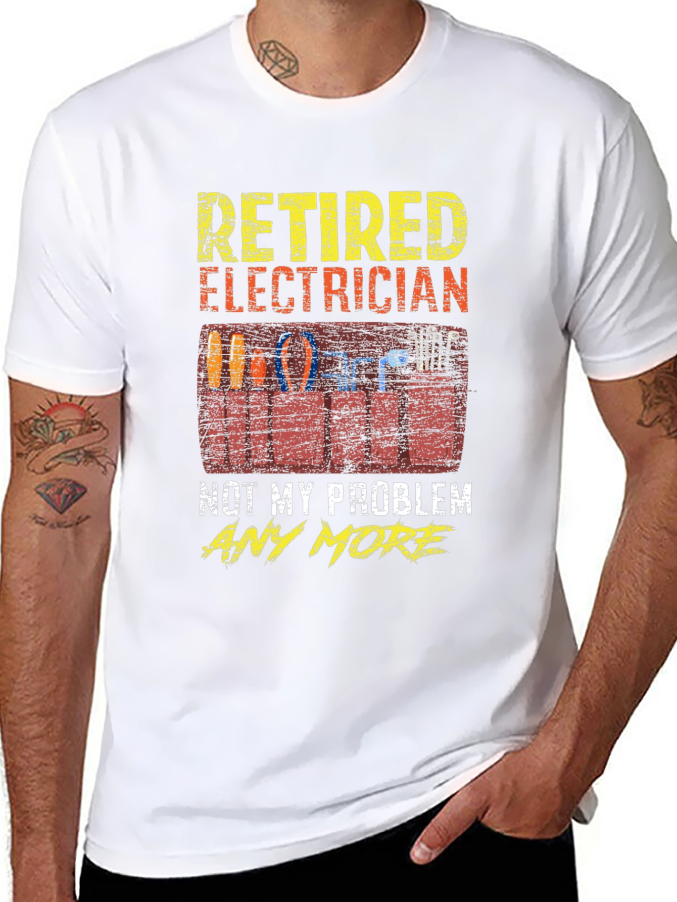 Retired Electrician T-Shirt - Funny Retirement Gift