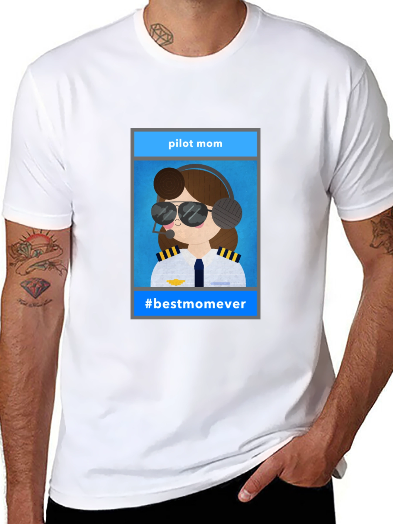 Pilot Mom Graphic Tee - #bestmomever