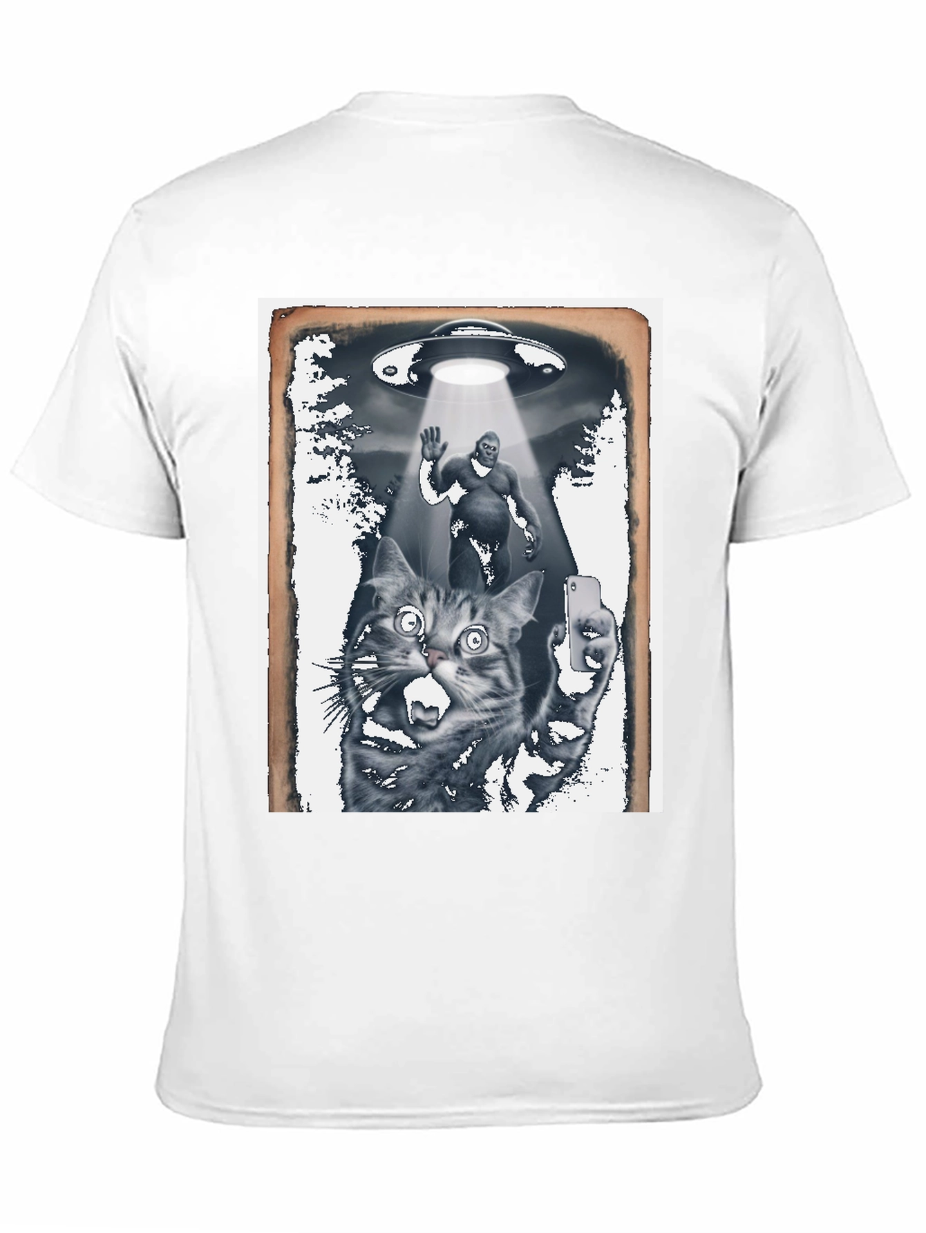 UFO Cat Selfie T-Shirt