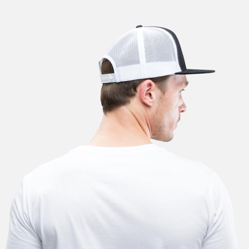 Expectant Mother Stork Brings The Beautiful News