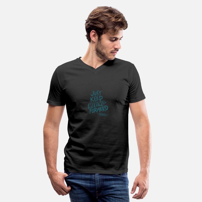 Just Keep Moving Forward | Motivational T-Shirt De