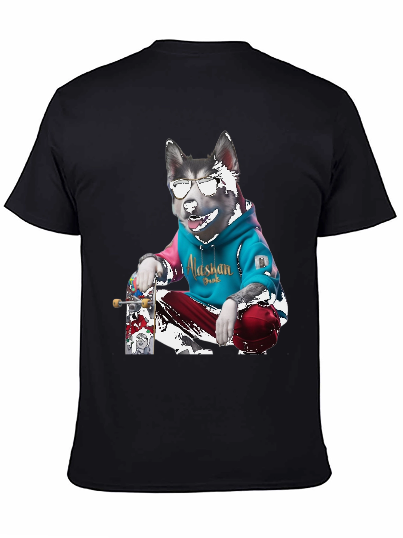 Cool Alaskan Skateboarding Dog Graphic T-Shirt