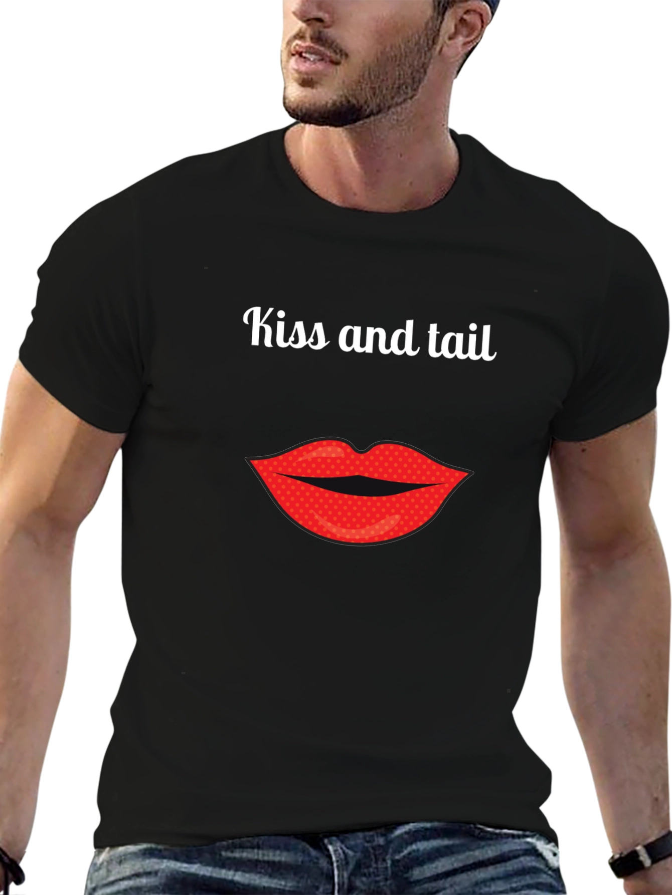 Kiss and Tail Graphic T-Shirt