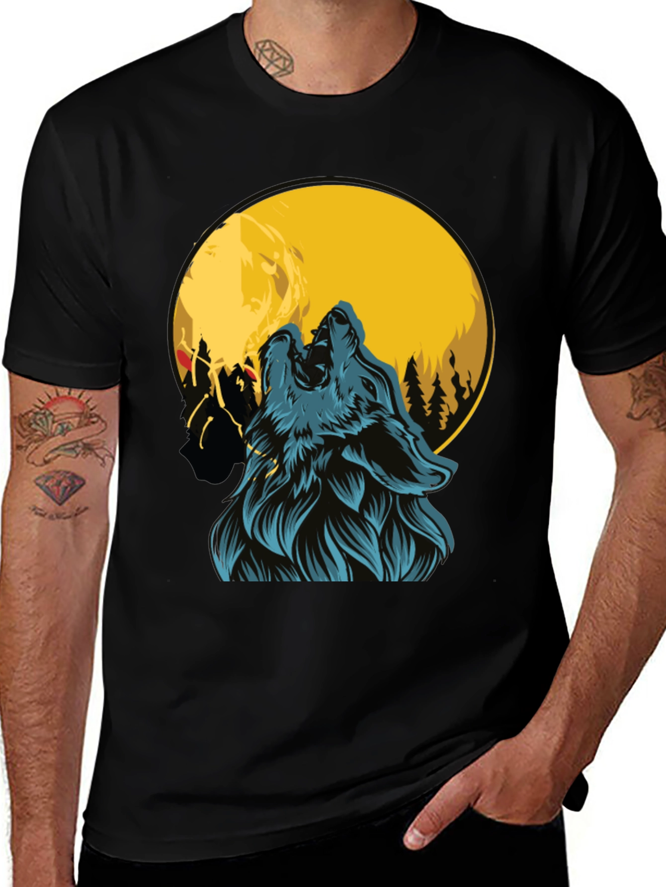 Wolf Howling at Moon Graphic Tee