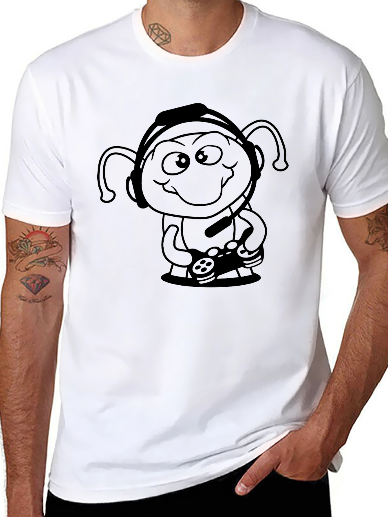 Gamer Alien Graphic Tee - Black Cotton T-Shirt