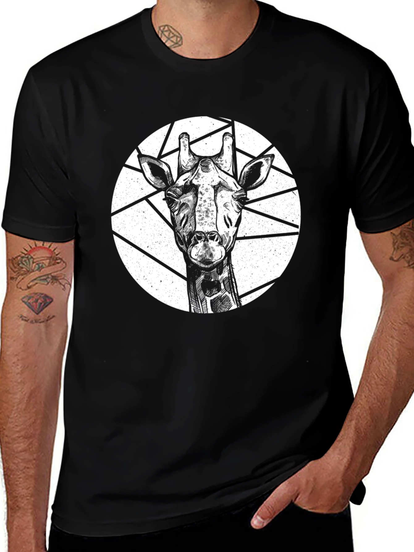 Giraffe Graphic T-Shirt - Black Animal Tee