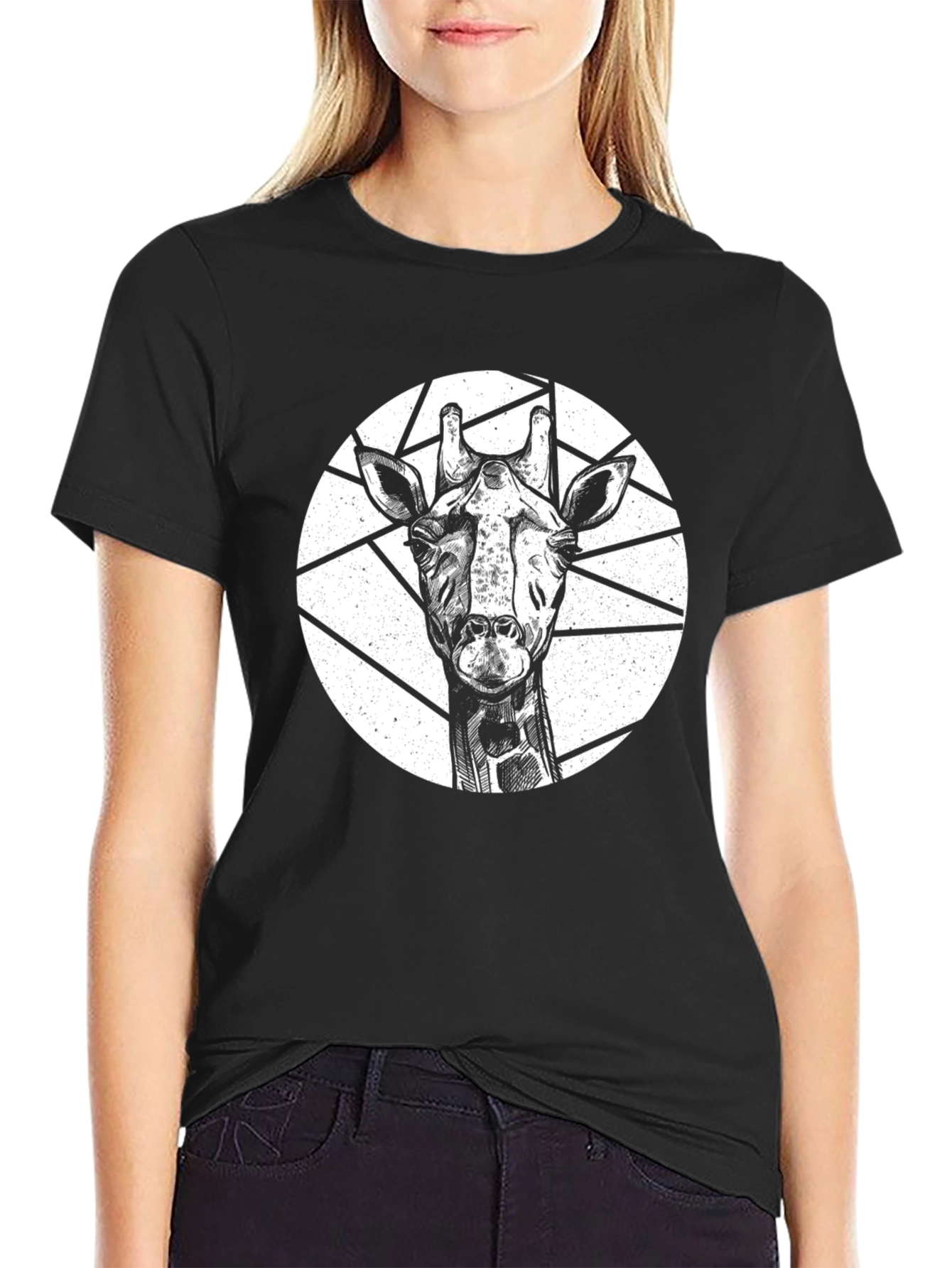 Giraffe Graphic T-Shirt - Black Animal Tee
