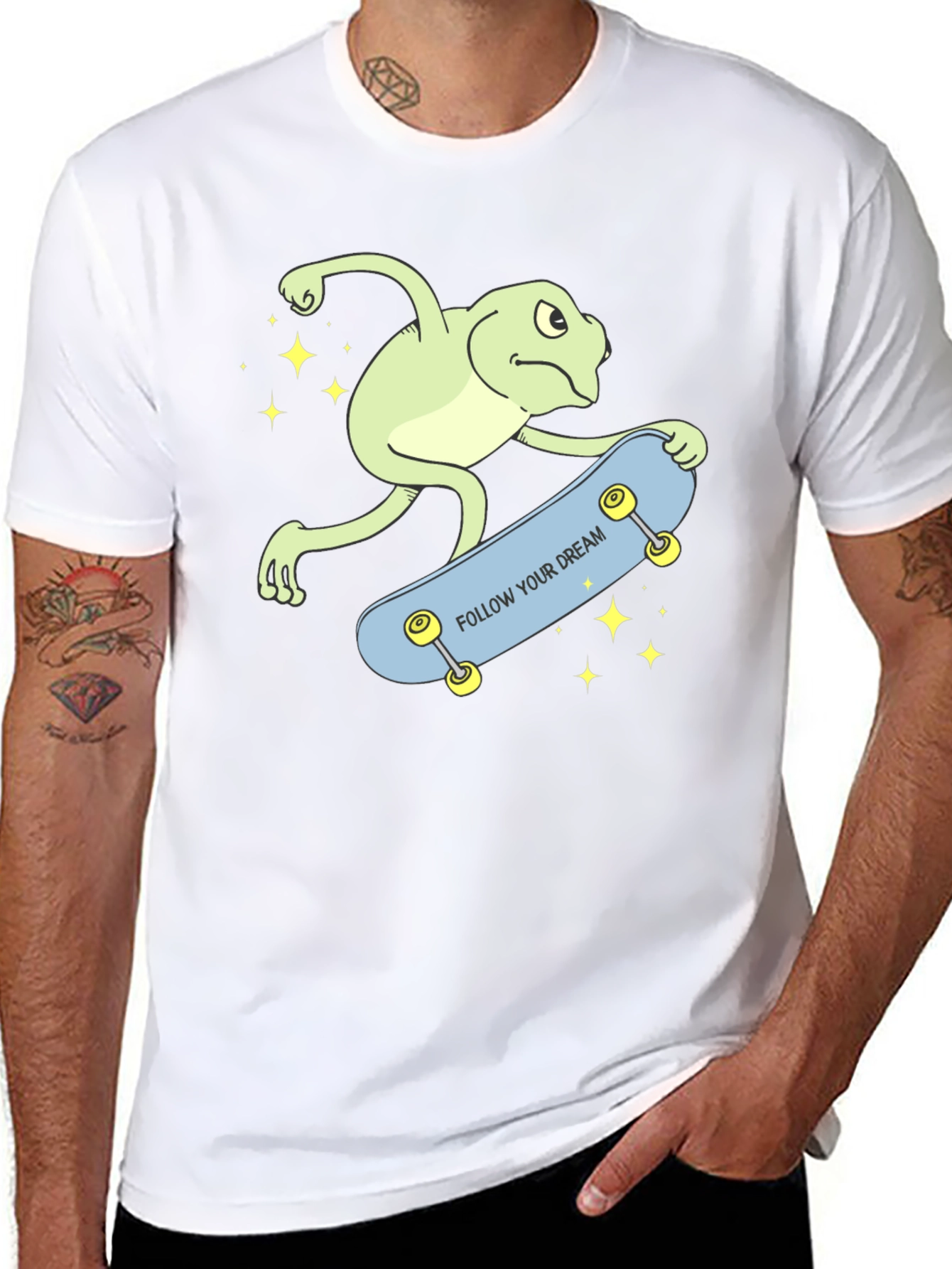 Skateboarding Frog Graphic T-Shirt
