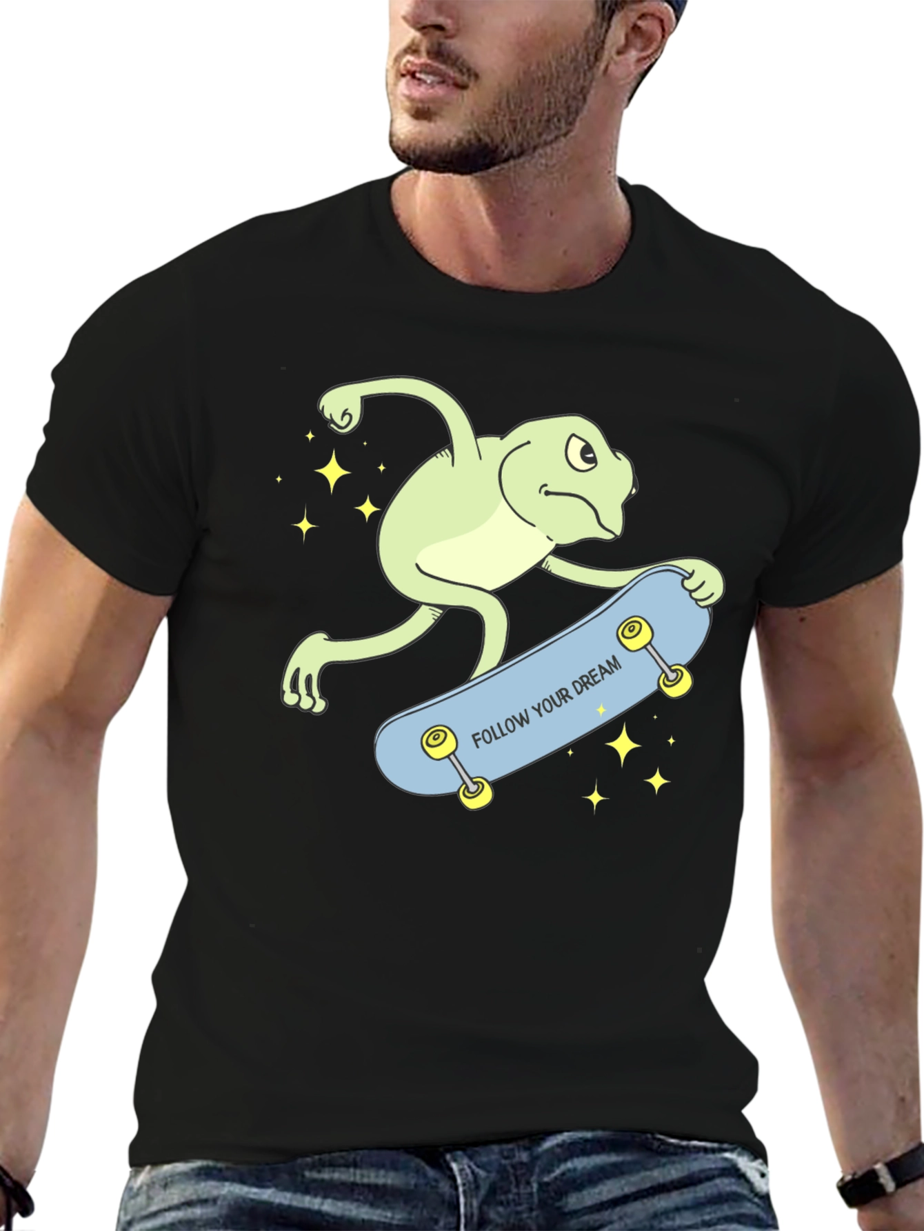 Skateboarding Frog Graphic T-Shirt