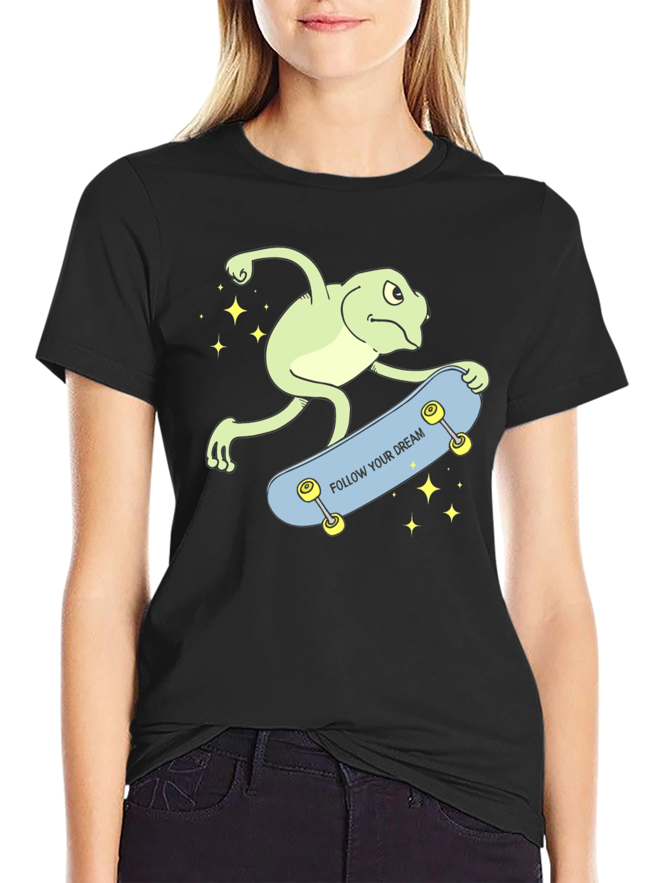 Skateboarding Frog Graphic T-Shirt