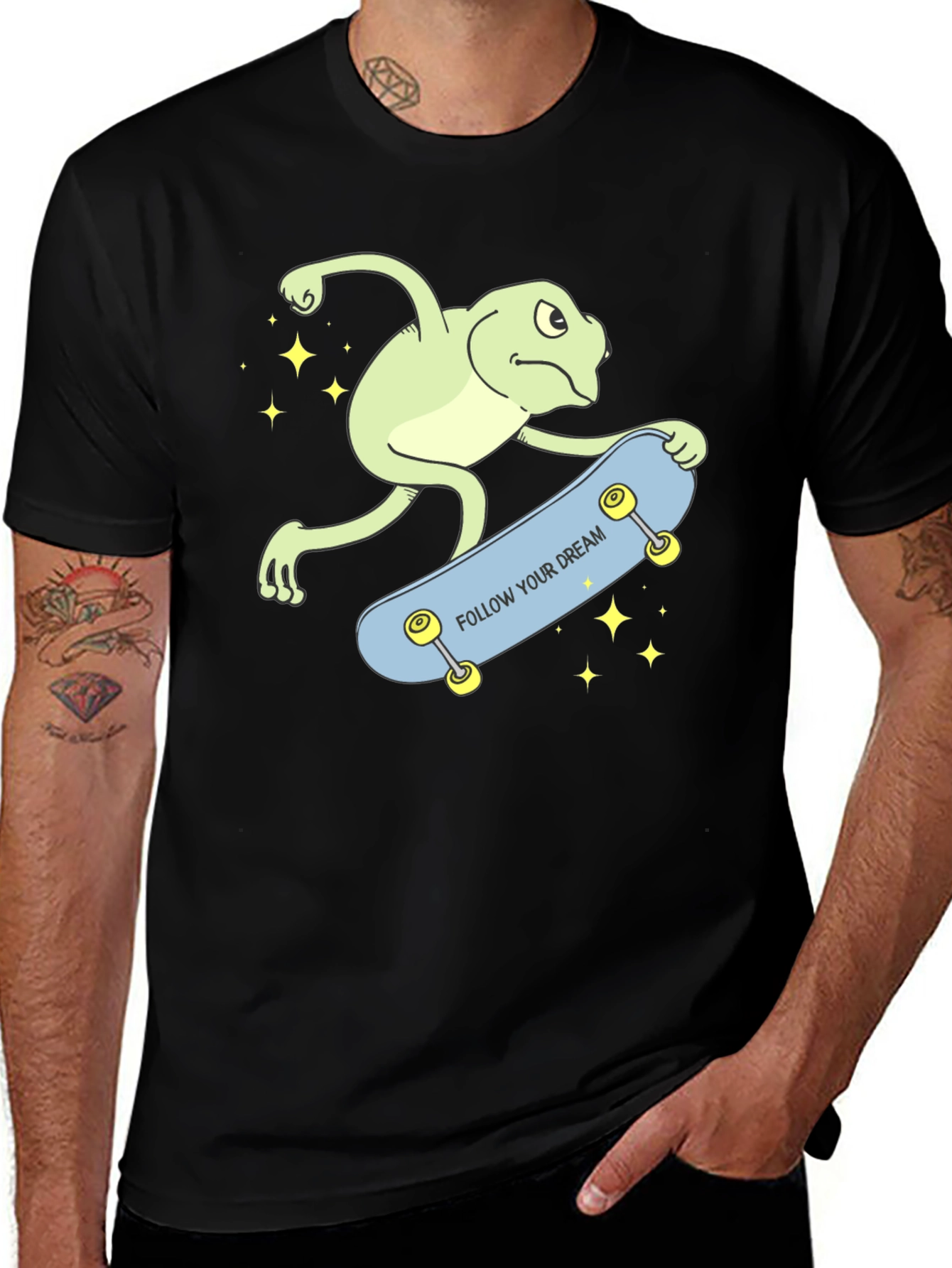 Skateboarding Frog Graphic T-Shirt