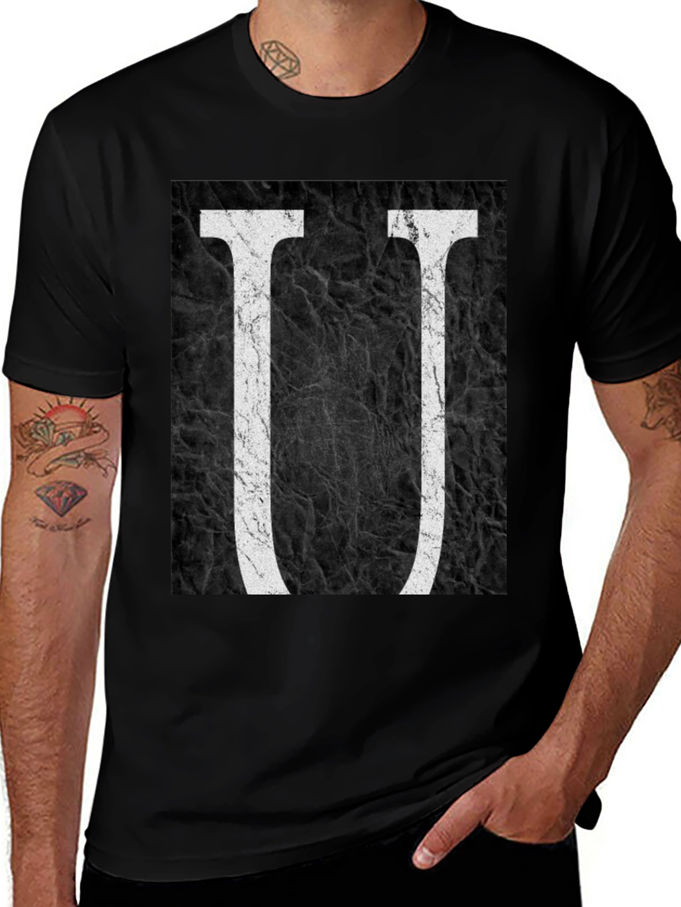 Abstract Letter U Graphic Black T-Shirt