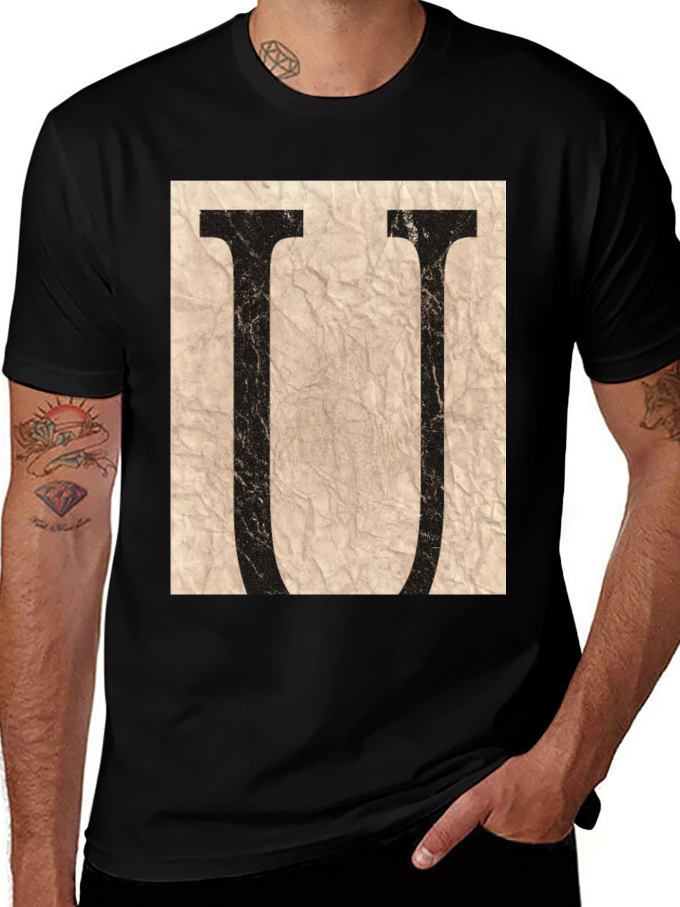 Letter U Graphic Tee - Stylish Unisex T-Shirt